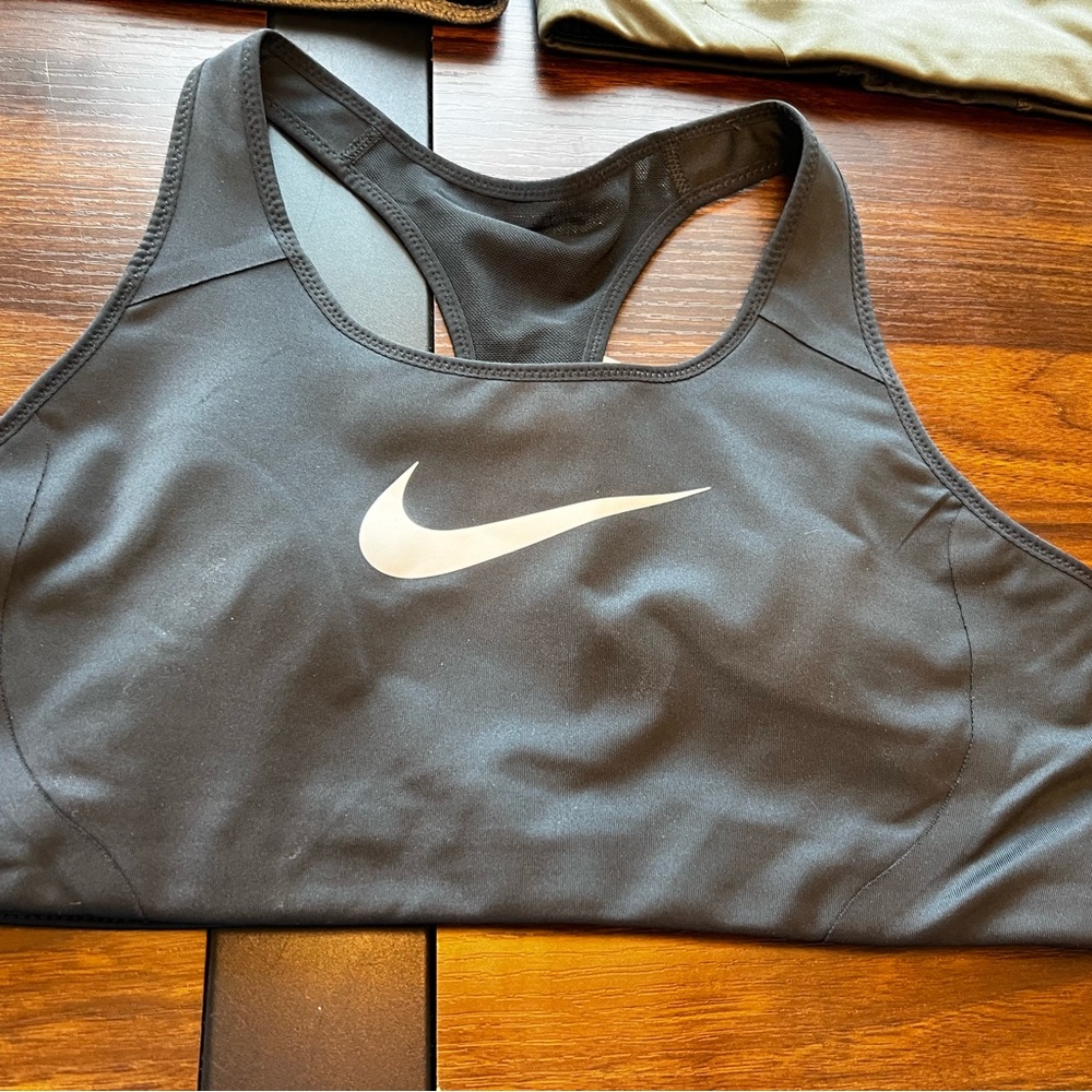 Nike Women's Black and White Sports Bra